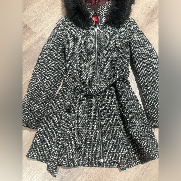 GUESS Faux-Fur-hooded Skirted coat winter peacoat - Picture 3 of 9